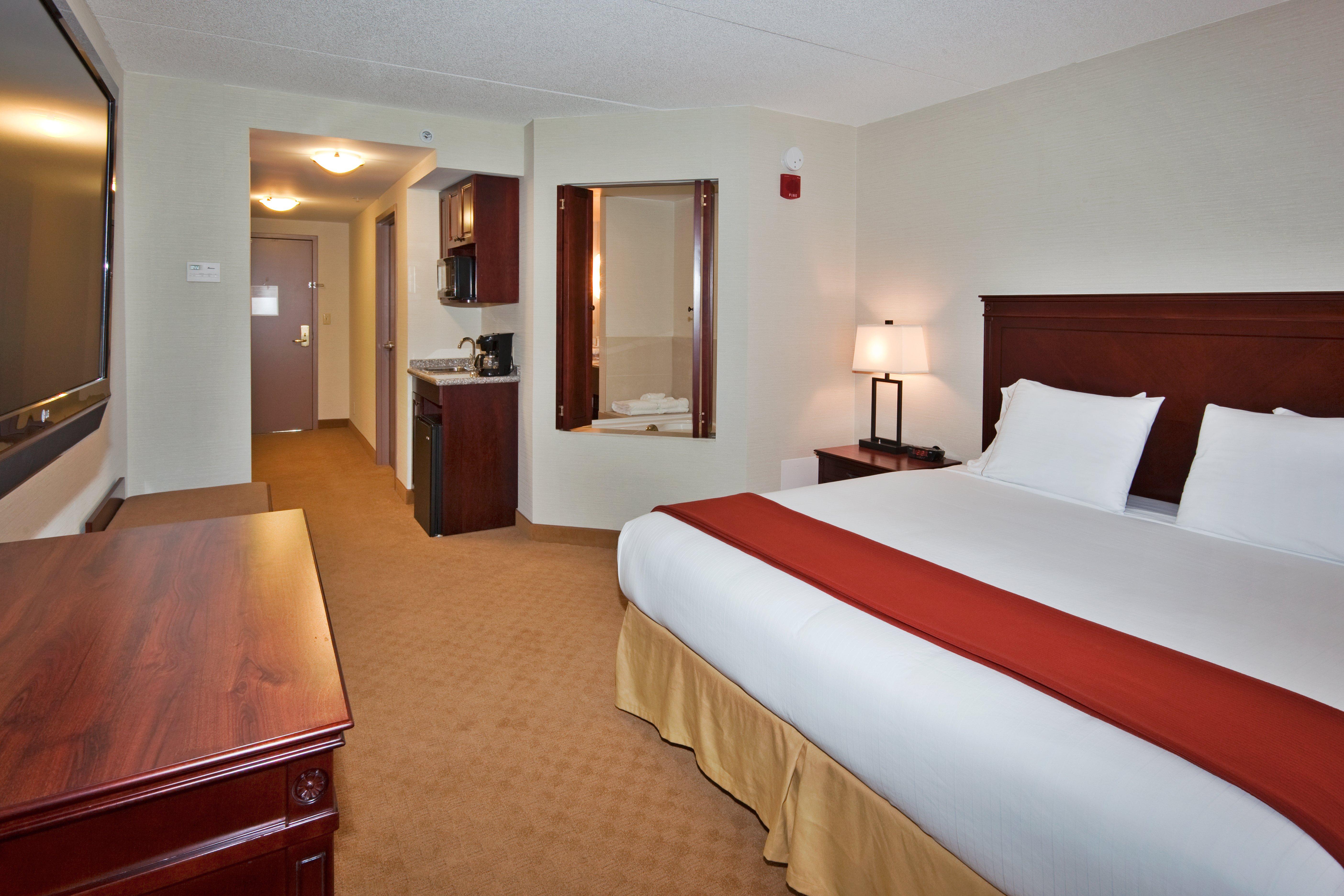 Holiday Inn Express Hotel & Suites Brockville, An Ihg Hotel Extérieur photo